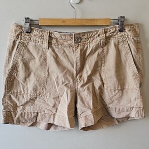 Levi's Women's Tan Cargo Shorts